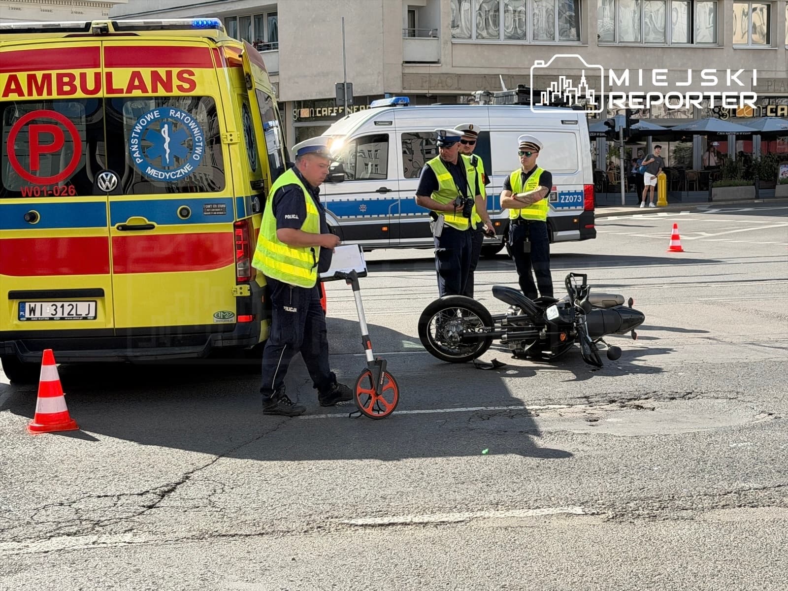 Wypadek na Placu Unii Lubelskiej. Motocyklista trafił do szpitala