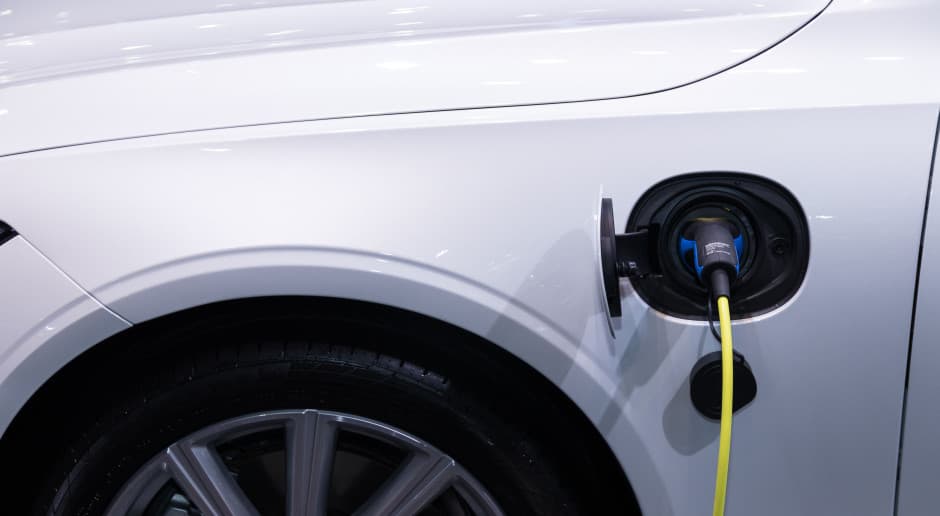 Farmer po godzinach Samochód elektryczny na wsi? Warunki są lepsze, niż się wydaje