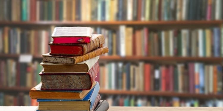 Read article: Czy książkomat zastąpi filię biblioteki?