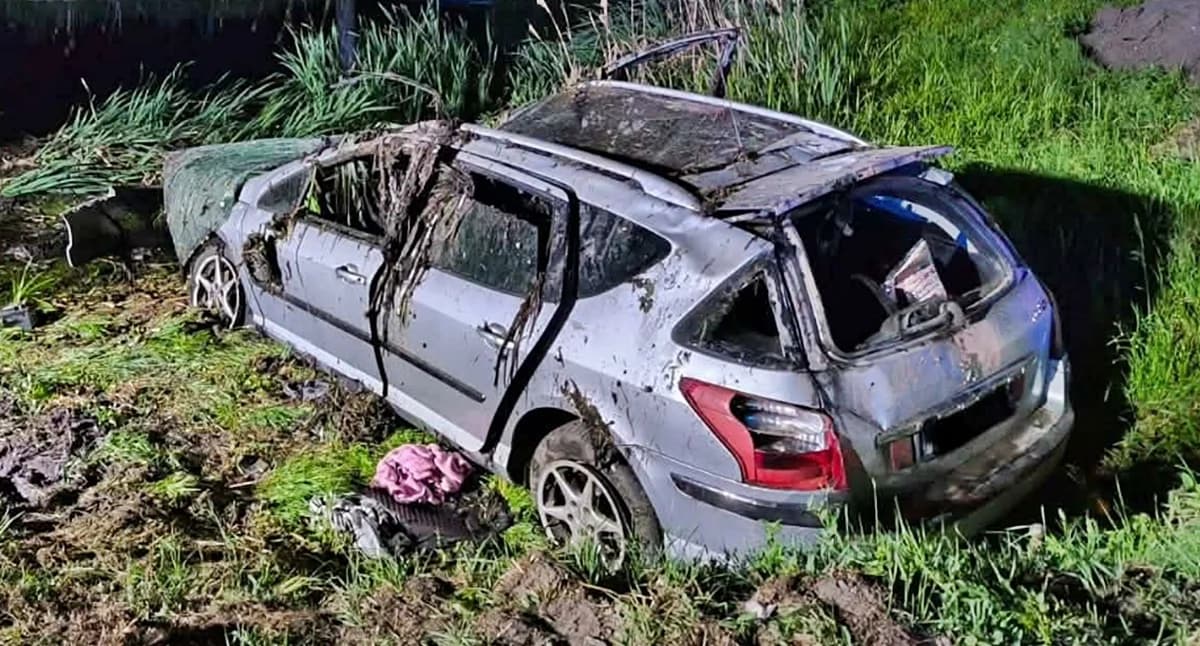 32-latka wjechała w bagno. Nie żyją 2 osoby