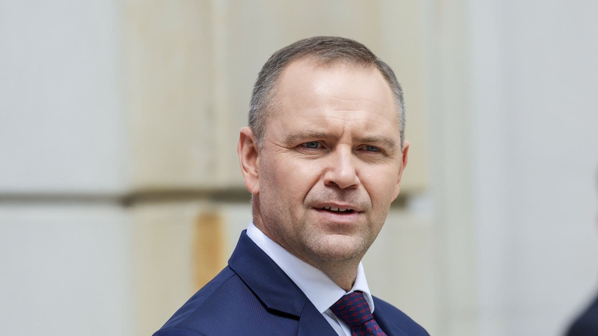 Polacy najbardziej ufają tym politykom. Najnowszy ranking nie pozostawia złudzeń