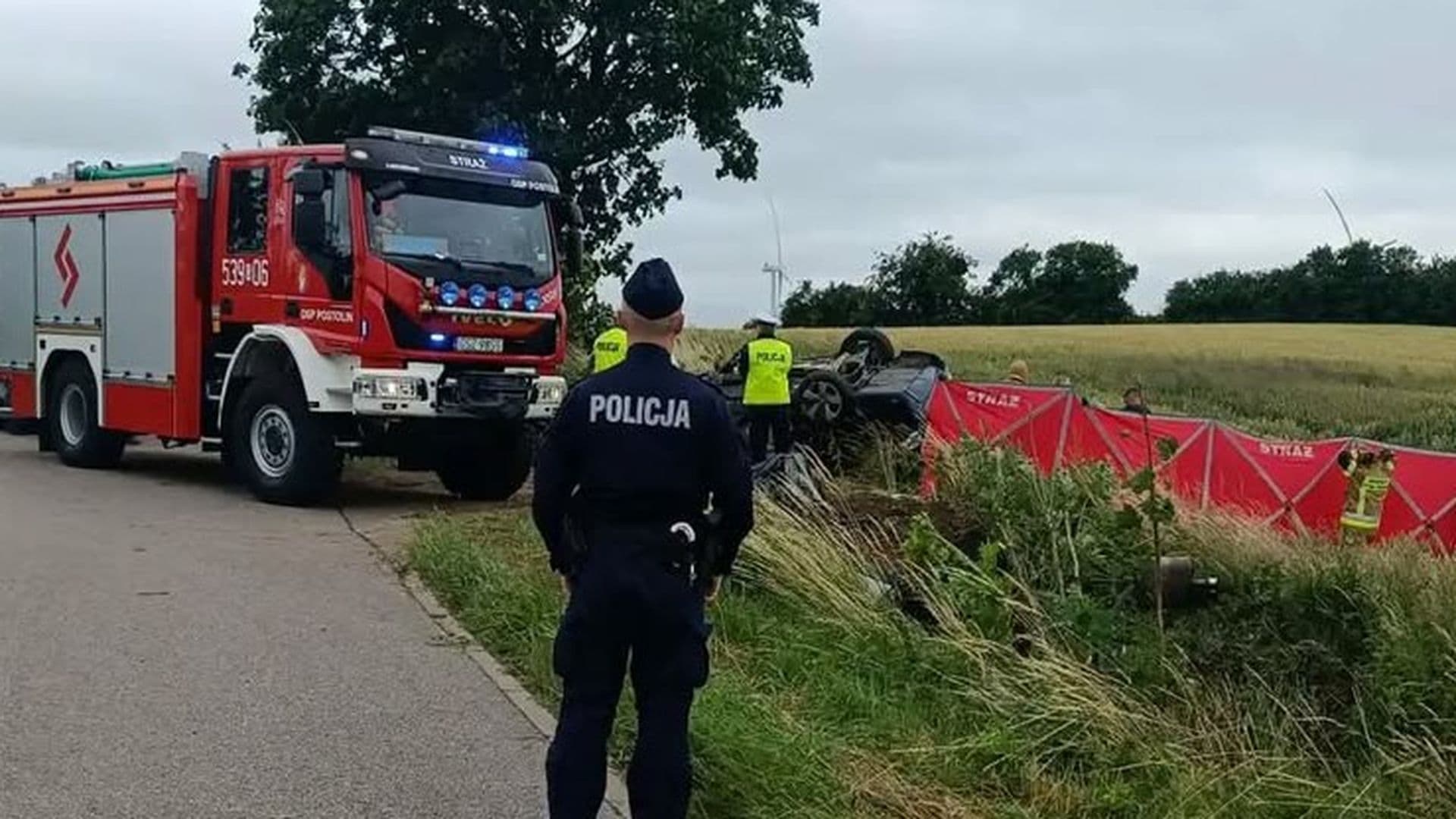 Tragiczny wypadek w Postolinie. Nie żyją cztery osoby, w tym 12-latka