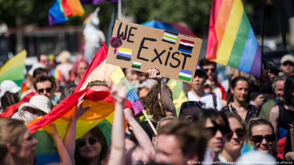 Niemiecka gazeta: pary LGBT w Polsce bez ochrony prawnej