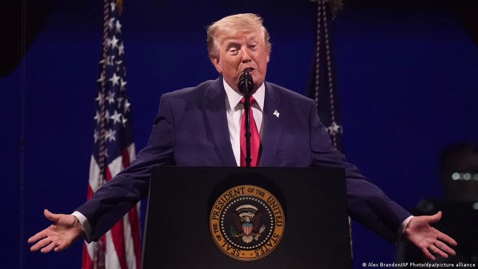 250 lat USA. Trump porównuje Demokratów do komunistów