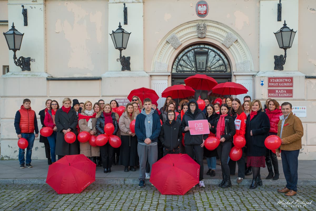 Dzieciństwo bez przemocy - Powiat Kaliski solidarny z akcją.