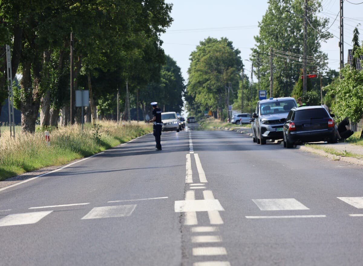 Wypadki w powiecie pajęczańskim. Do obu doprowadzili nastolatkowie, dwie osoby trafiły do szpitala