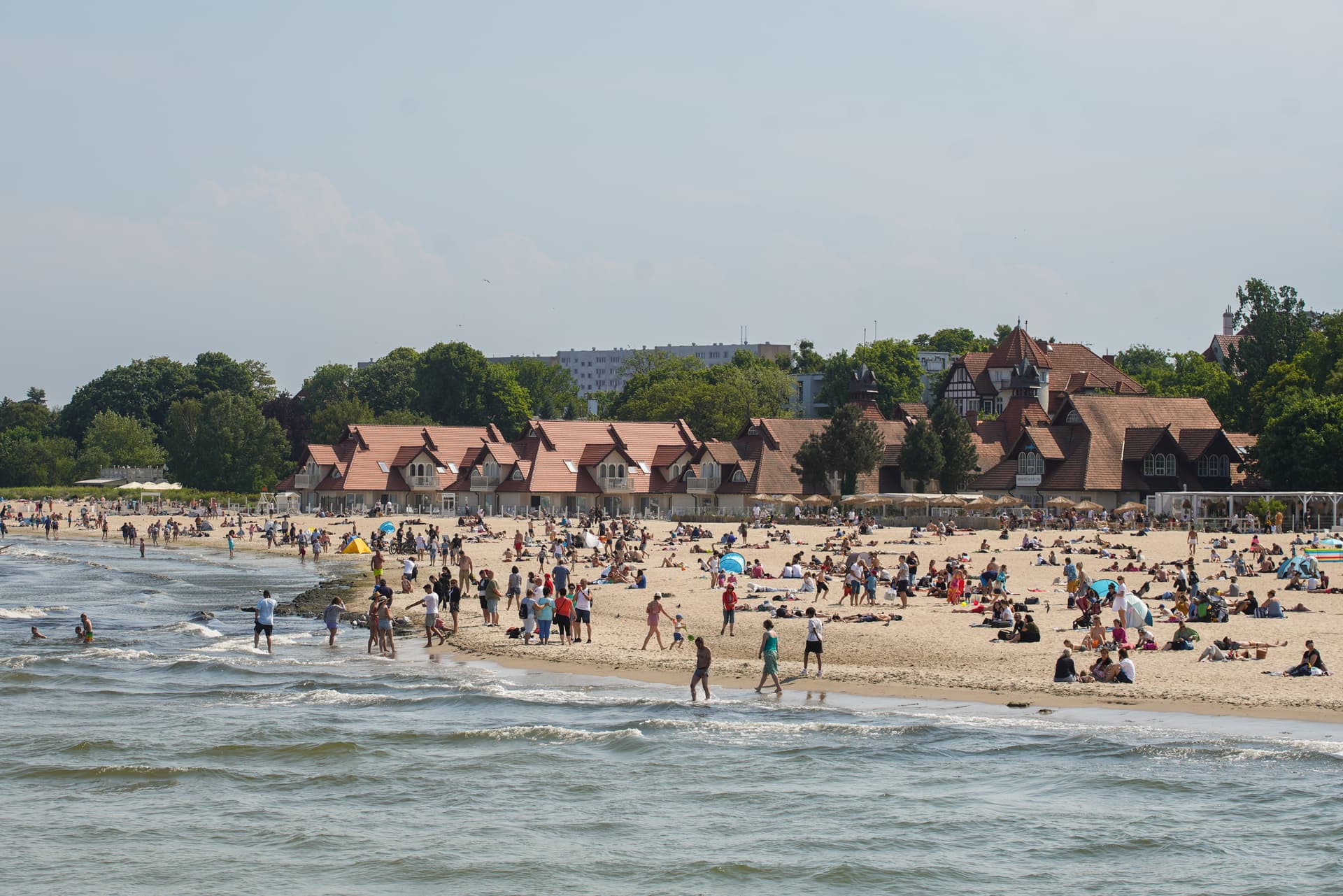Sinice na sopockich kąpieliskach. Kąpiel możliwa tylko przy Kolibie