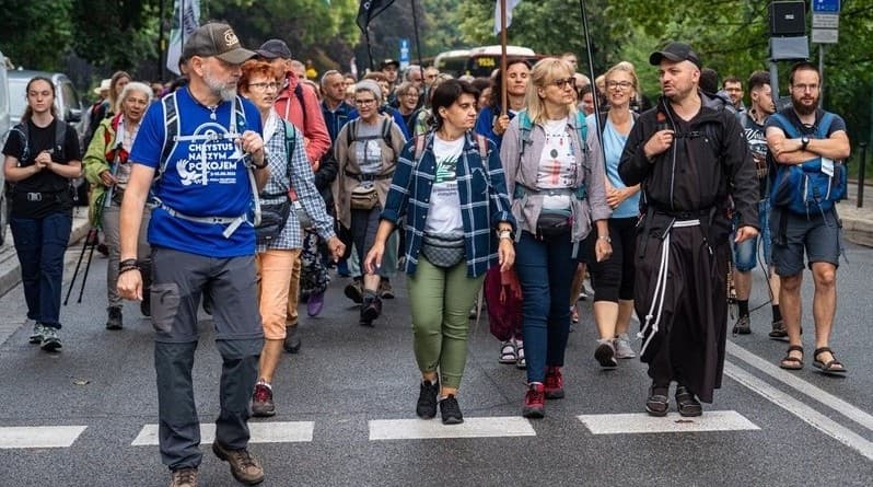 Wrocław idzie na Jasną Górę. Wszystko o 46. pielgrzymce. Jak się zapisać?