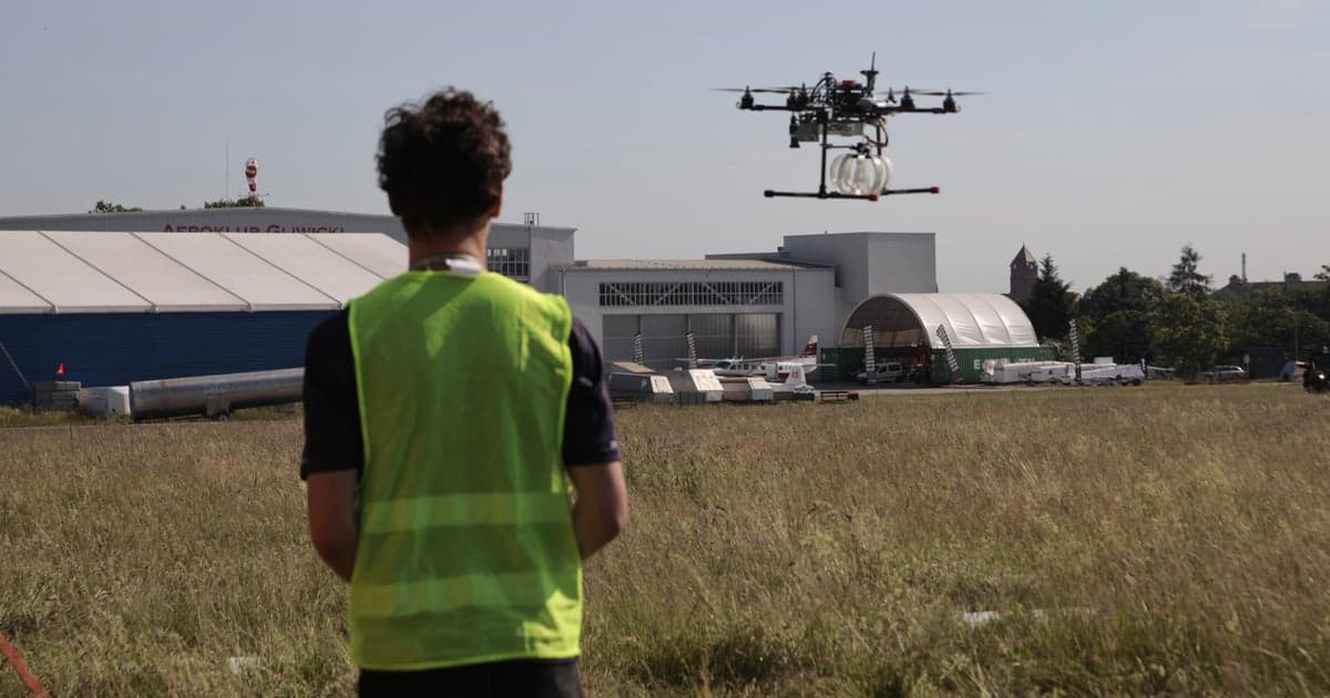 Sukces studentów PWr. Wywalczyli Superpuchar na zawodach dronowych
