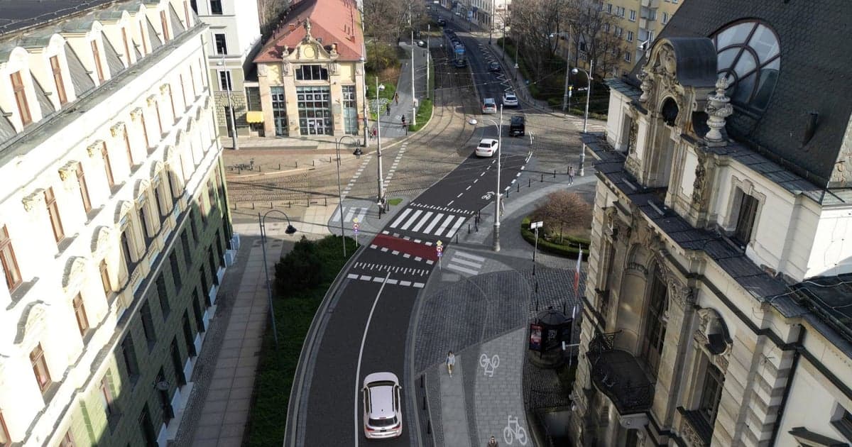 Bożego Ciała zwężona do jednego pasa. Trwa budowa drogi rowerowej w centrum