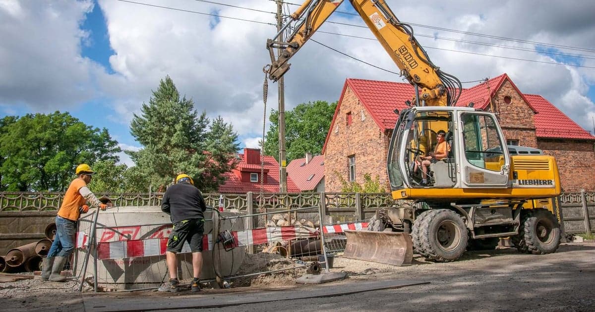 Postęp na budowie kanalizacji i wodociągów na Kłokoczycach Nowe artykuł z galerią zdjęć